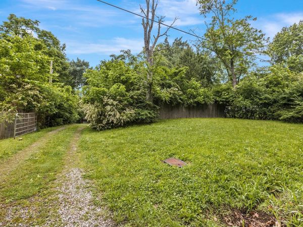 8885 Hester Beasley Rd , Nashville, TN 37221