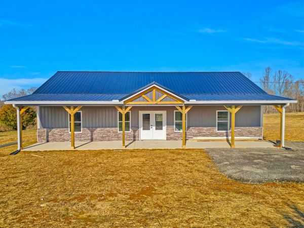 2679 Dotson Rd , Lafayette, TN 37083