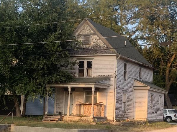 103 N Sumner Avenue, Creston, IA 50801