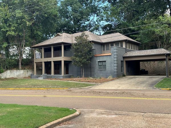231 Elm Street, Oxford, MS 38655