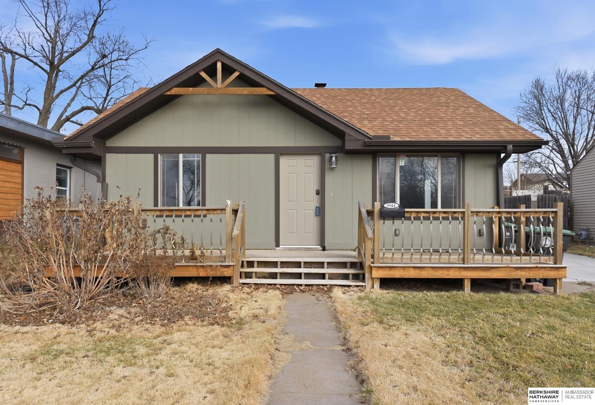 3944 Y Street , Omaha, NE 68107