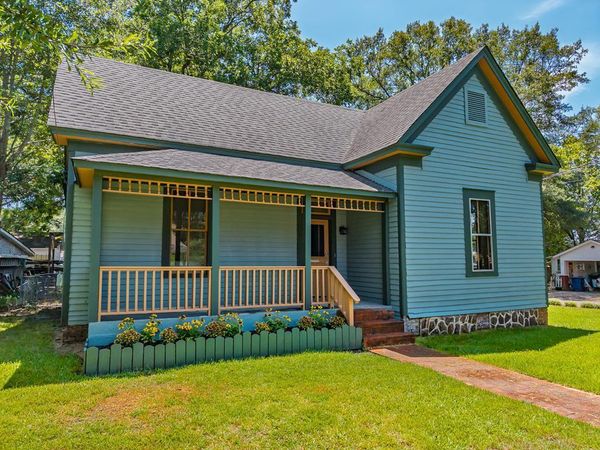 1300 Central St, Water Valley, MS 38965