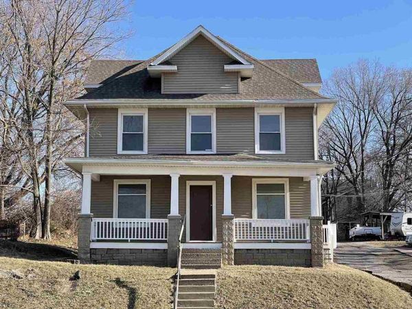 919 Leclaire St Street, Davenport, IA 52803