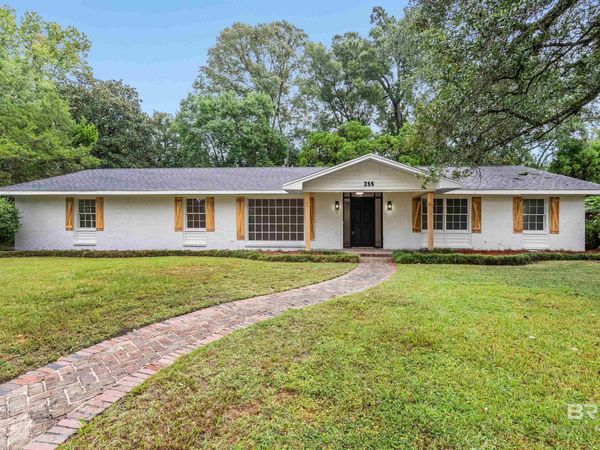 255 Berkley Court, Mobile, AL 36606