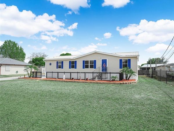 2200 SE 24TH BOULEVARD , OKEECHOBEE, FL 34974