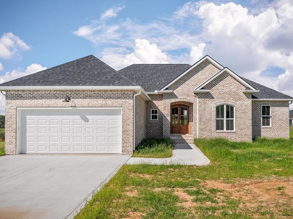 136 Dairy Barn Rd , Sparta, TN 38583