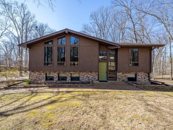 1355 CHURCH ST , Savannah, TN 38372