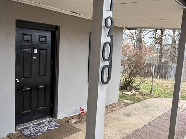 1900 S Glenwood Avenue , Russellville, AR 72802