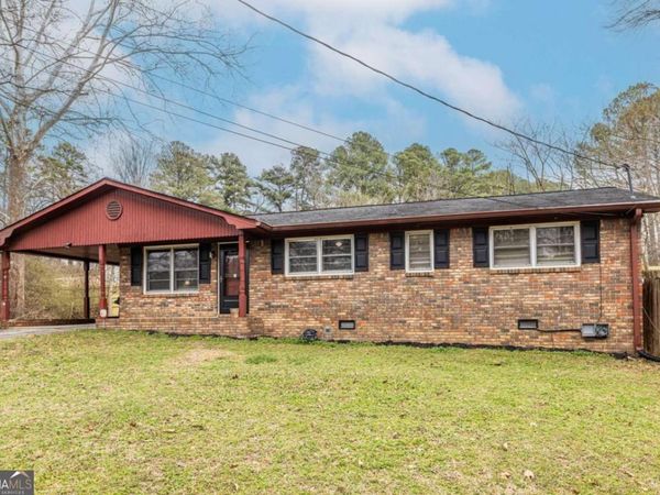 205 Briarwood Drive, Dallas, GA 30132