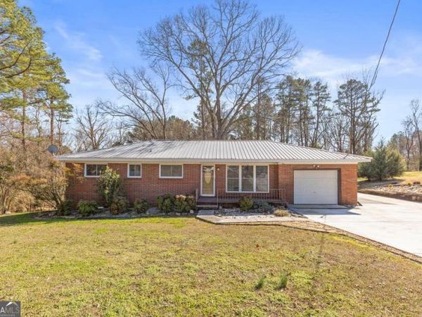 505 Round Pond Road, Lafayette, GA 30728