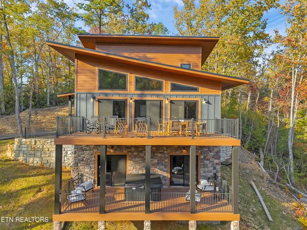 2671 Switchback Way, Cosby, TN 37722