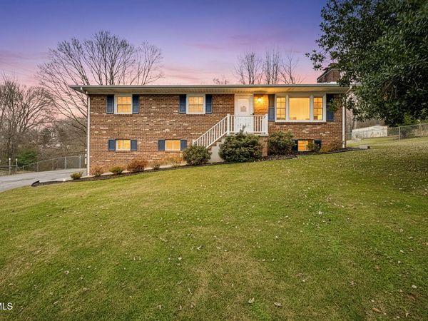 237 Paramount Drive, Bristol, TN 37620