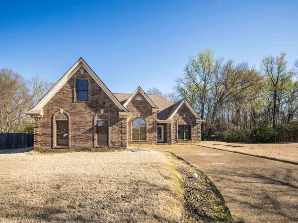60 WILLOW CREST CV, Oakland, TN 38068