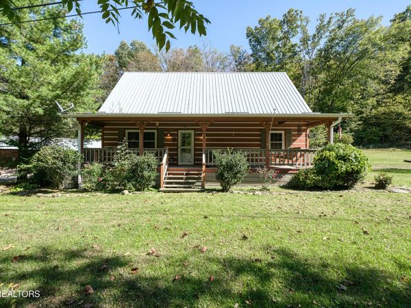 1292 Columbia Hill Rd , Monterey, TN 38574