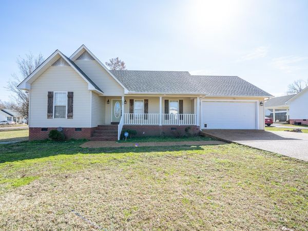 155 GREENWOOD AVE , Savannah, TN 38372