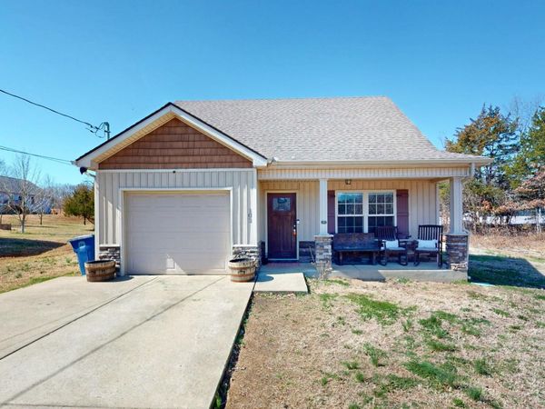 102 Shanna Ln , Shelbyville, TN 37160