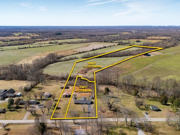 2036 Old McMinnville Hwy , Woodbury, TN 37190