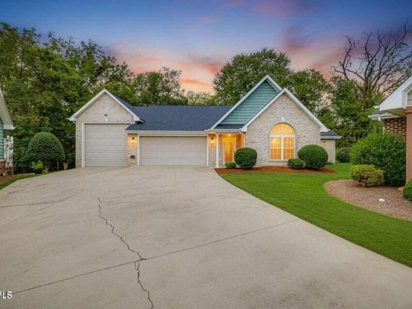 205 Bridgewater Court, Gray, TN 37615