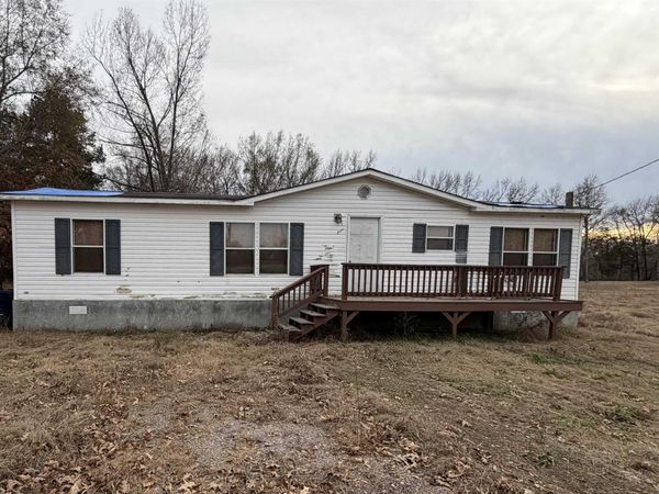 22 David , Morrilton, AR 72110