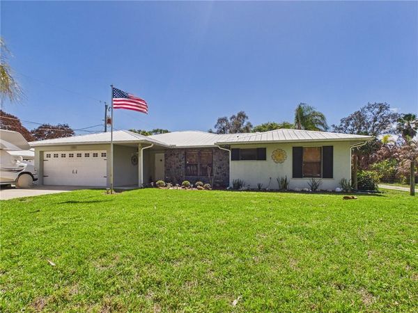 9730 Fleming Grant Road , Sebastian, FL 32976