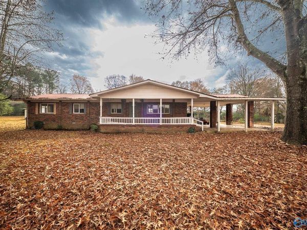 930 County Road 181 , Stevenson 35772