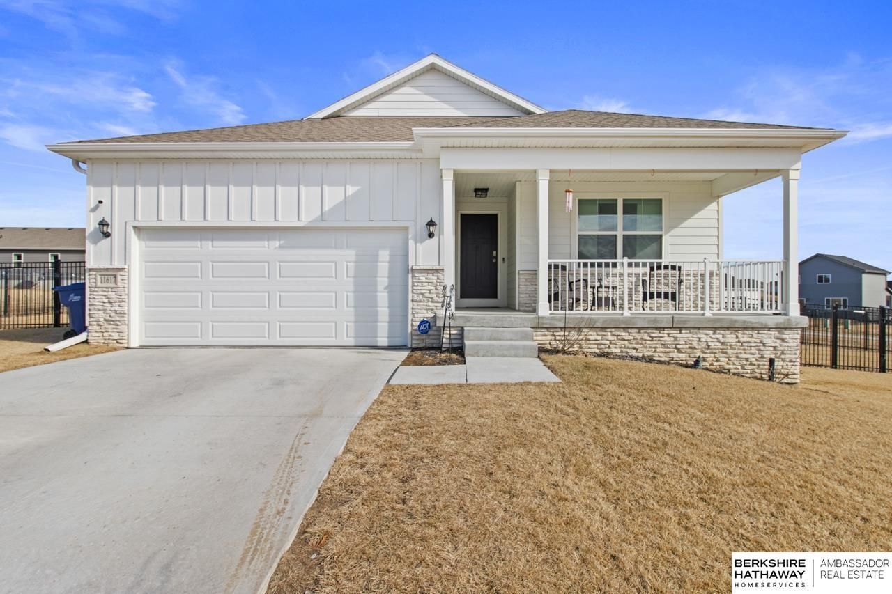 11617 S 191 Avenue , Gretna, NE 68028