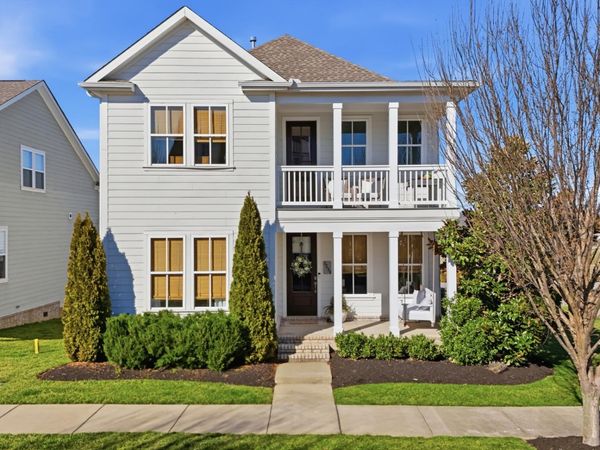 3200 Vinemont Dr , Thompsons Station, TN 37179