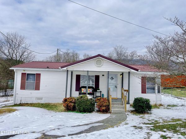 713 E Kentucky Ave , La Follette, TN 37766