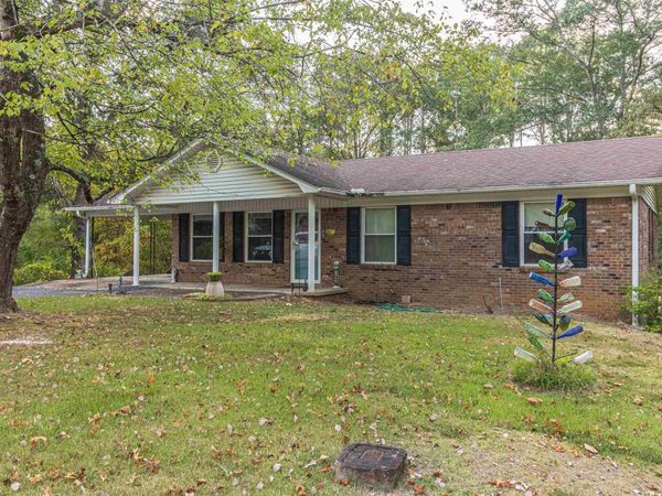 260 MITCHELL DR, Selmer, TN 38375