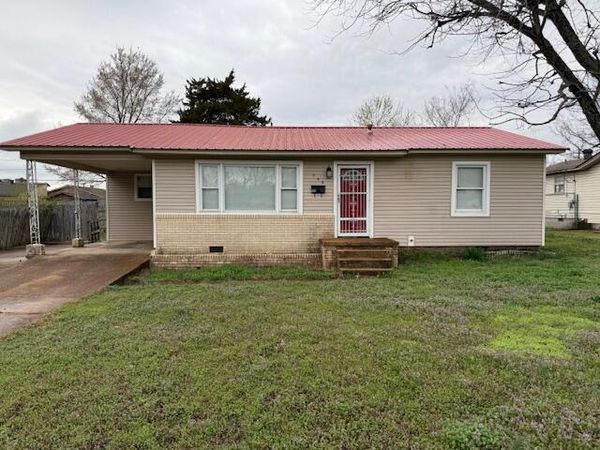 940 Bryant Street, Batesville, AR 72501