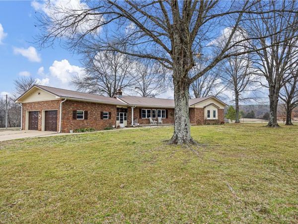 10972 Highway 164 , Clarksville, AR 72830