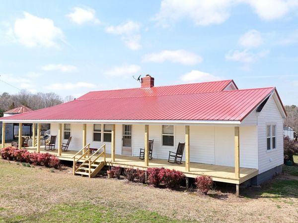 2061 Hartwell Highway, Elberton, GA 30635