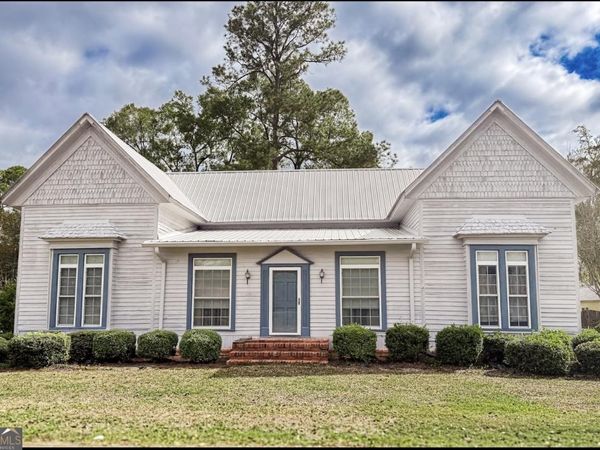 211 Railroad Street, Garfield, GA 30425