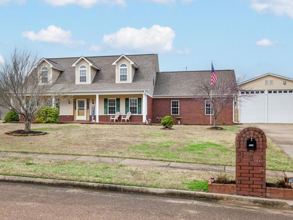 136 WINDY OAKS DR , Munford, TN 38058