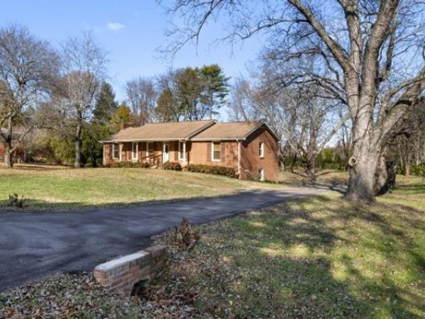 1107 Gardner Dr , Franklin, TN 37064