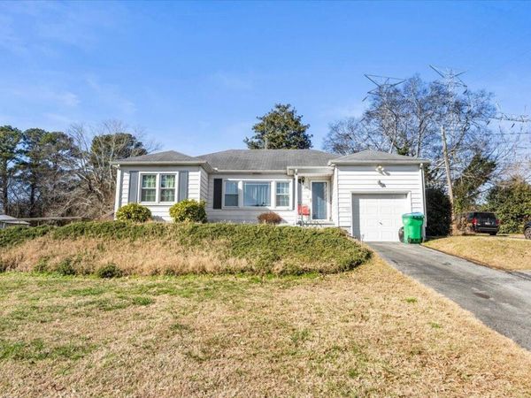 813 Park City Road , Rossville, GA 30741