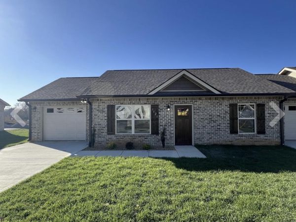 1521 Green Ln , Shelbyville, TN 37160