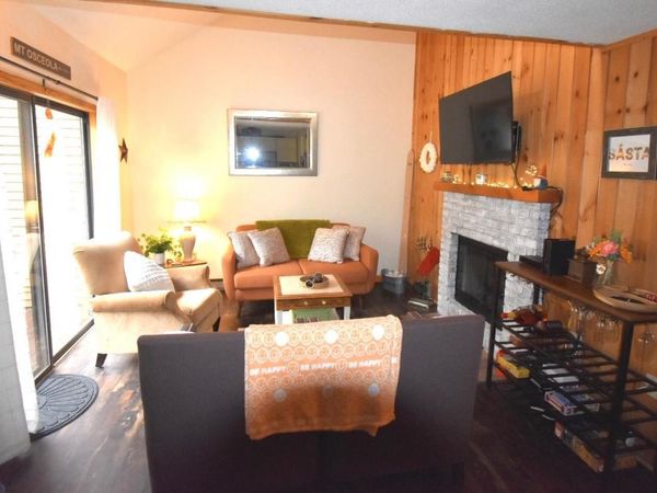 8 Streamside Road, Unit 3, Campton, NH 03223