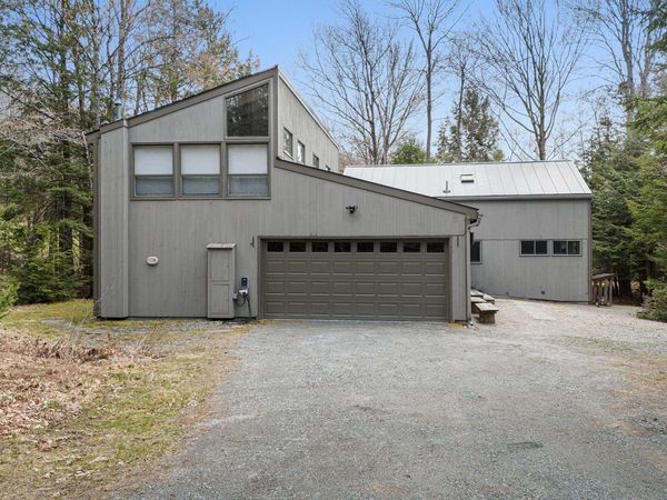 27 Eagle Drive, Grantham, NH 03753