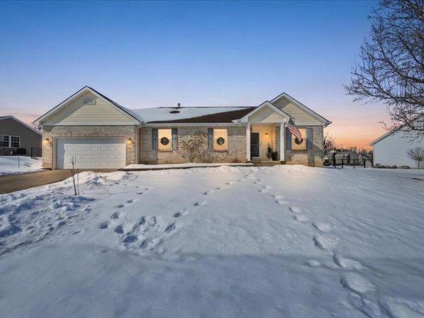 922 E High Street , Eaton, OH 45320