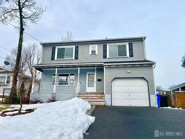 125 Kimberly Road , Colonia, NJ 07067