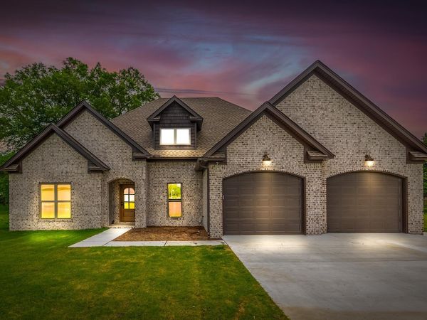 7 Sunset , Morrilton, AR 72110