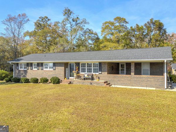 2470 Dr George Ward Drive, Elberton, GA 30635