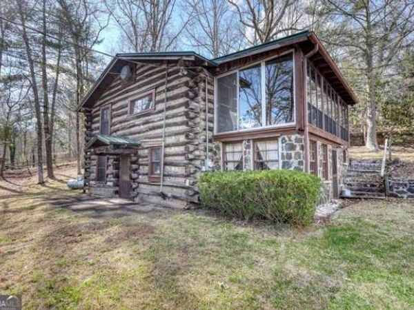 2305 Ridgecrest Circle, Hiawassee, GA 30546