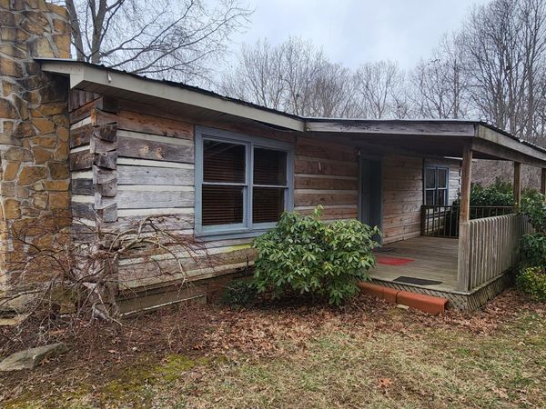 102 Bear Run Rd , McMinnville, TN 37110