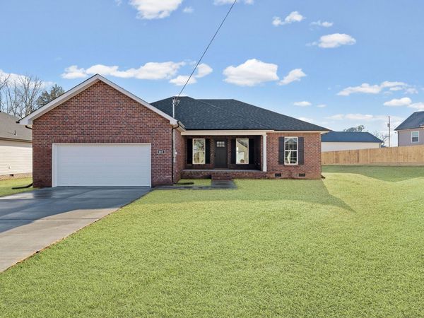 605 Shadow Dr , Shelbyville, TN 37160