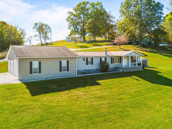 114 Myrtle Vinsant Lane, Jacksboro, TN 37757
