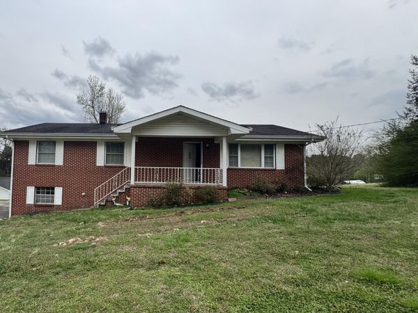 879 S Jenkins Road, Chickamauga 30707