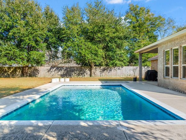 8310 Verano Street, Navarre, FL 32566