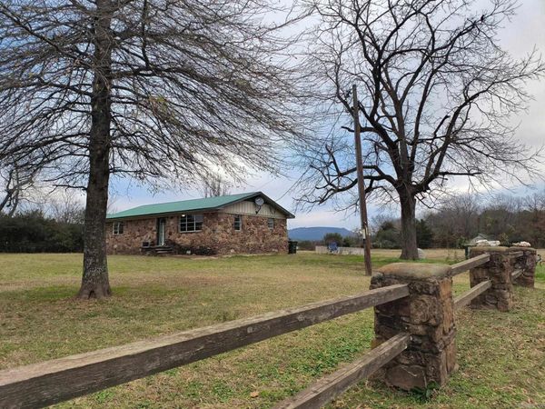 190 Sheepskin Rd , Center Ridge, AR 72027